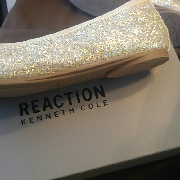 Kenneth Cole reaction - Picture 3 of 4